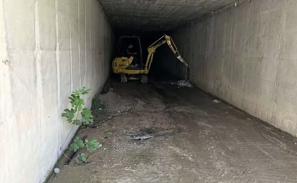 Σε χρόνο ρεκόρ η αποκατάσταση της μεγάλης ζημιάς του αγωγού νερού της Τυλίσου από την ΔΕΥΑΗ