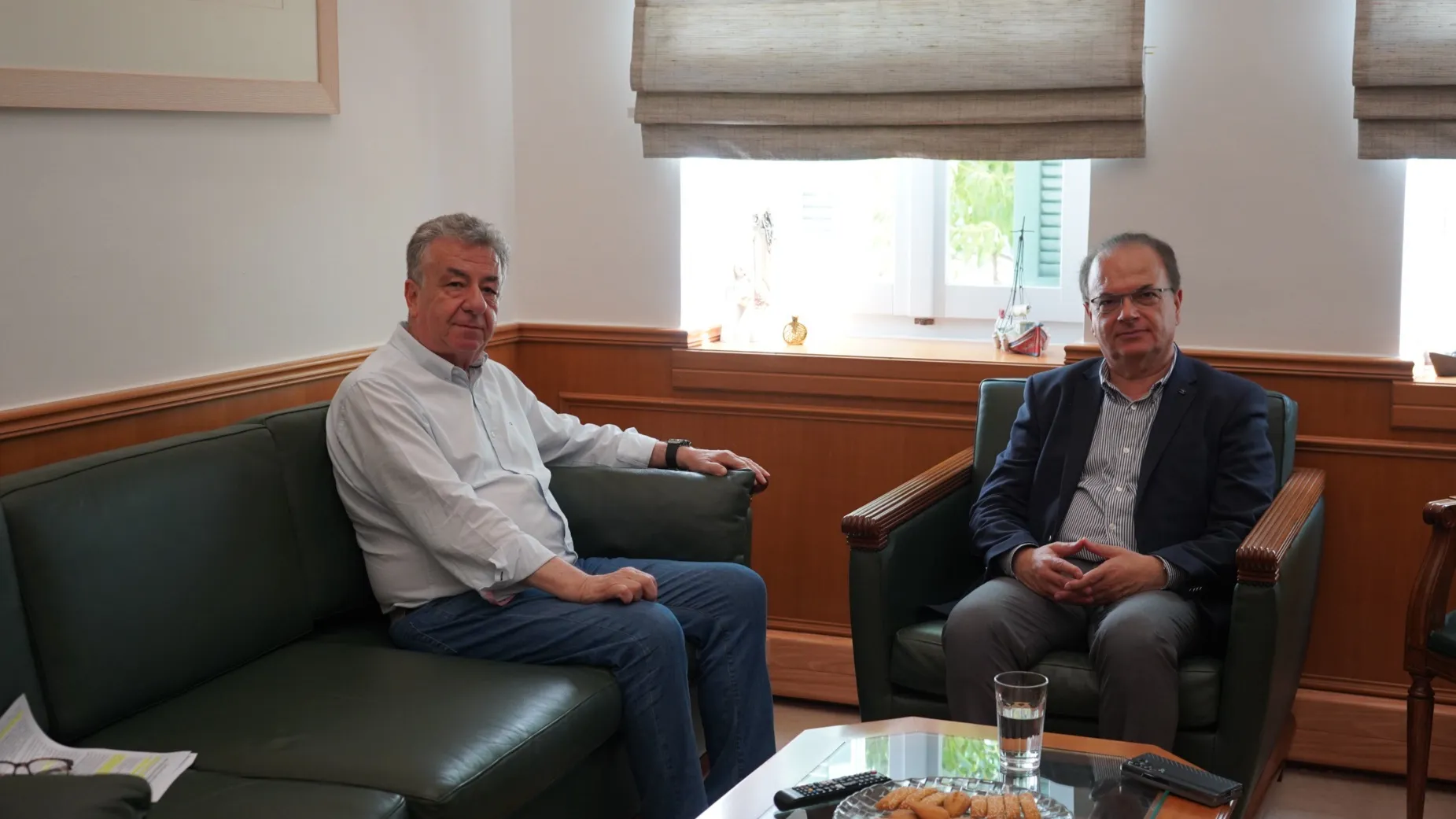 Συνάντηση προετοιμασίας ενόψει της αυριανής σύσκεψης στο Υπουργείο Μετανάστευσης και Ασύλου