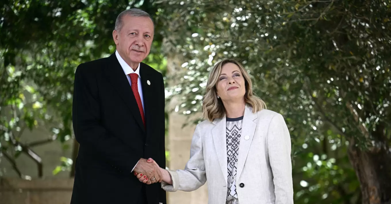 Τριμερής Τουρκίας – Ιταλίας – Λιβύης στην Κωνσταντινούπολη με θολή ατζέντα και αποκλεισμούς