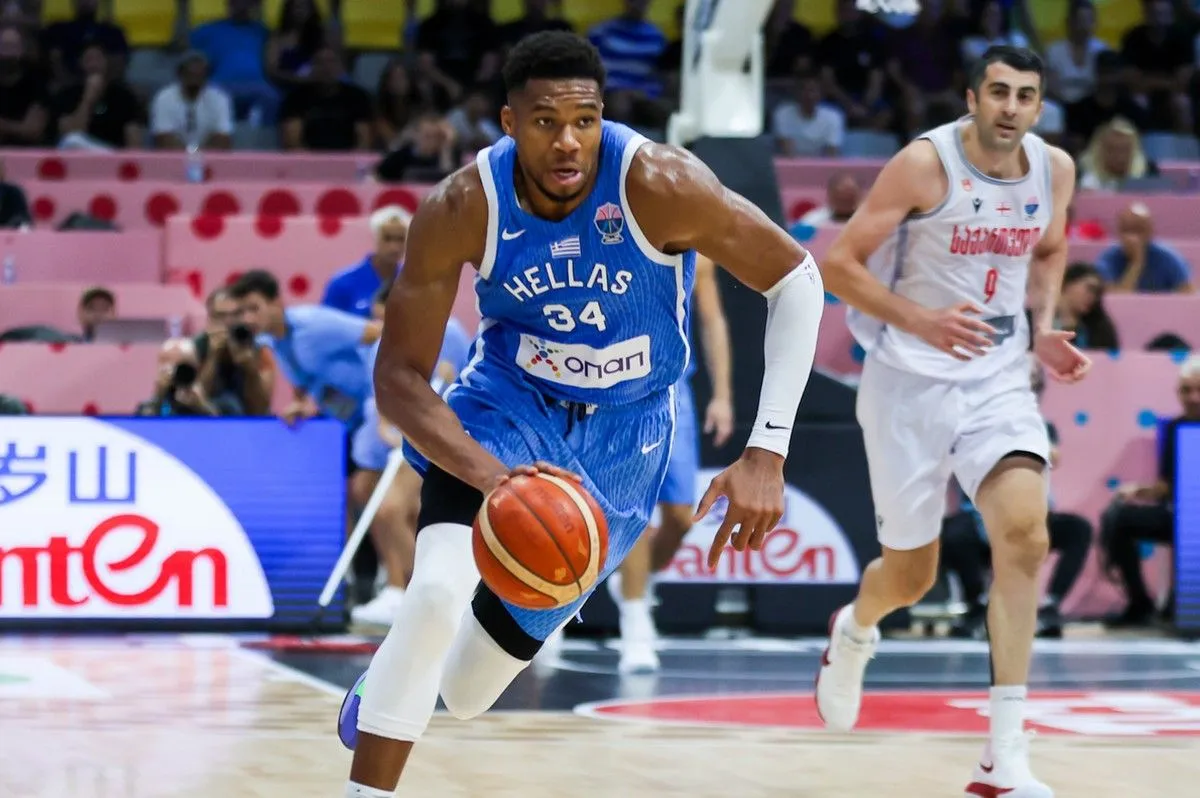 Στους «16» με νέο… περίπατο η Εθνική Ελλάδας