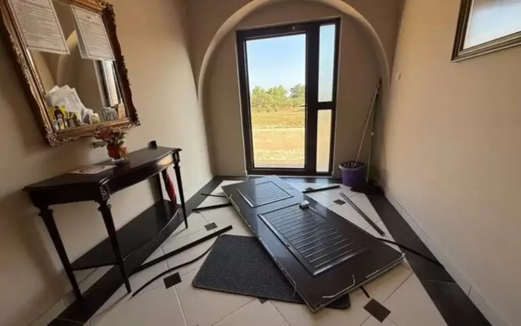 Άγνωστοι προκάλεσαν ζημιές στους νοσοκομειακούς ξενώνες της Μητρόπολης Κυδωνίας και Αποκορώνου