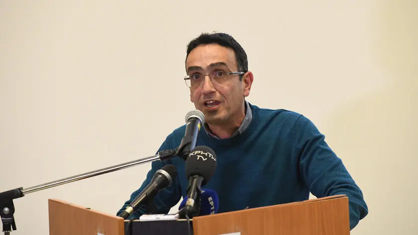 Ο Δ. Βρύσαλης για τα επί πληρωμή απογευματικά ιατρεία στο ΠΑΓΝΗ