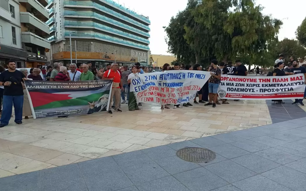 Ηράκλειο: Πλήθος κόσμου στη συγκέντρωση για τα 12 χρόνια από τη δολοφονία του Παύλου Φύσσα