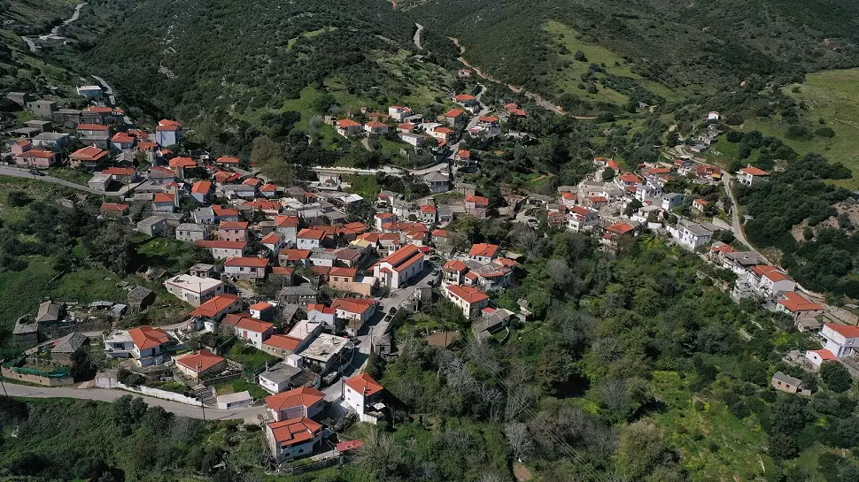 «Από το 2027 καταργείται ο ΕΝΦΙΑ σε πρώτες κατοικίες σε οποιοδήποτε χωριό στην επικράτεια»