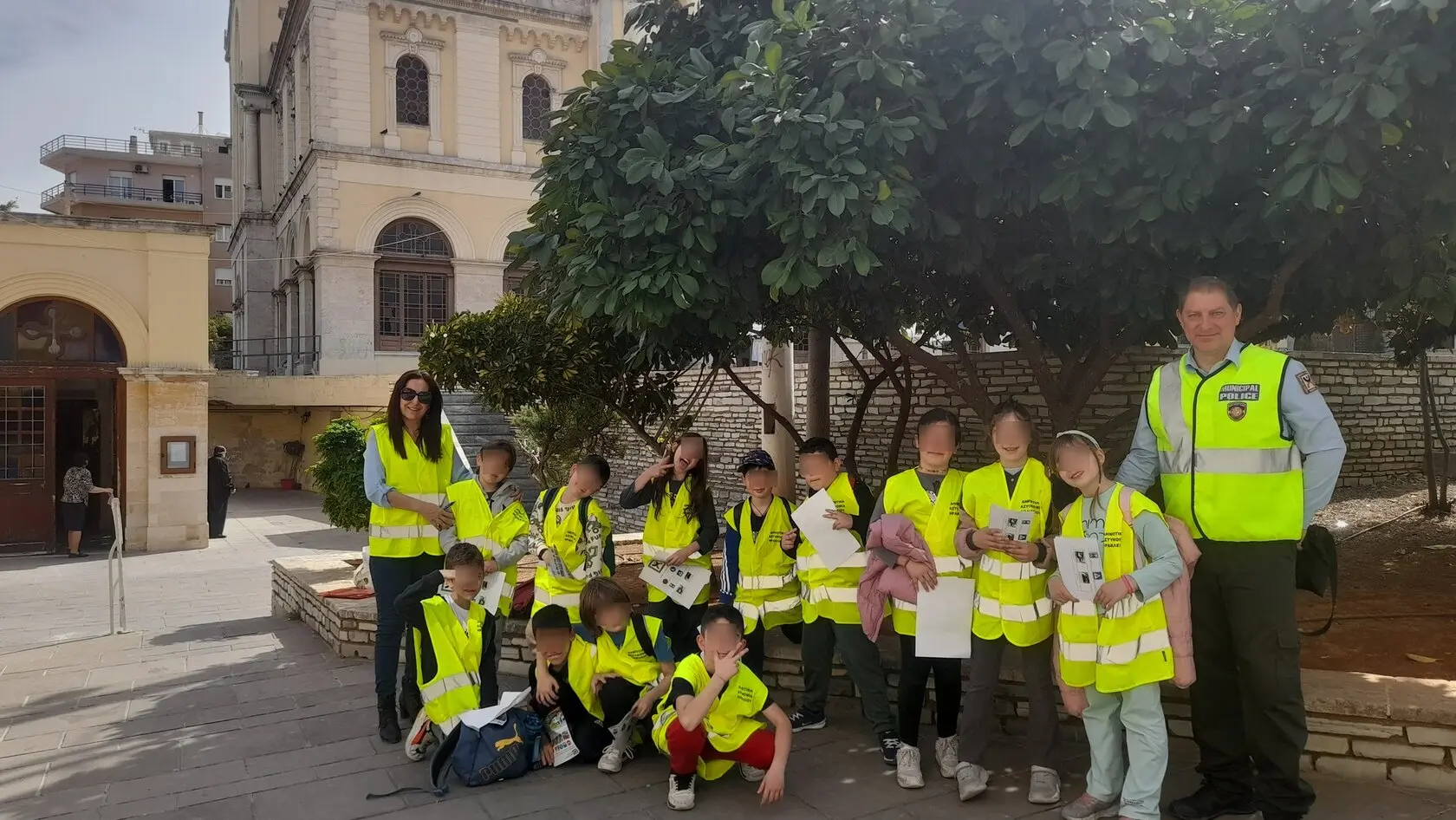 Κυκλοφορώ στην πόλη παρέα με τον κύριο Κ.Ο.Κ.