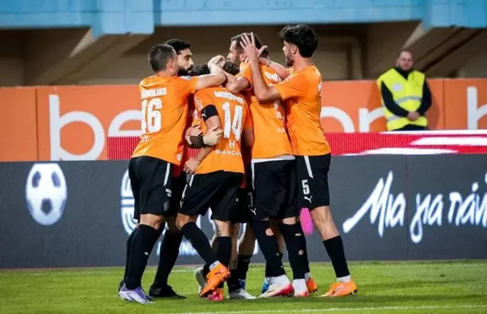 Σπουδαία ανατροπή ο ΟΦΗ (3-1 τον Ηρακλή) που πανηγύρισε το τρία στα τρία στη League Phase του Κυπέλλου