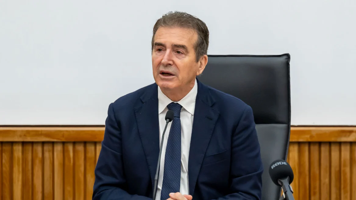 Χρυσοχοΐδης: Τον Ιούνιο εγκαθιστούμε 1.000 κάμερες στους δρόμους για ηλεκτρονικά πρόστιμα